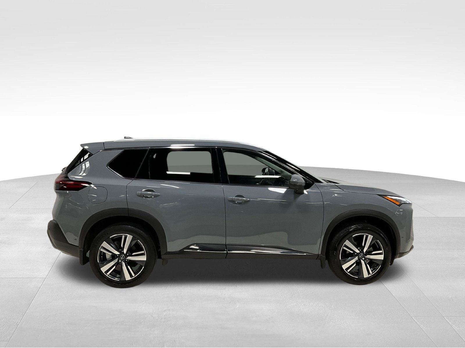Used 2023 Nissan Rogue SL w/ SL Premium Package AWD/4WD image 4