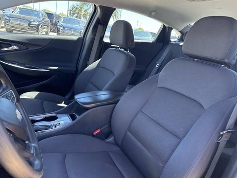 Used 2023 Chevrolet Malibu LT FWD image 19