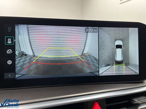 Used 2025 Kia Sorento SX image 15