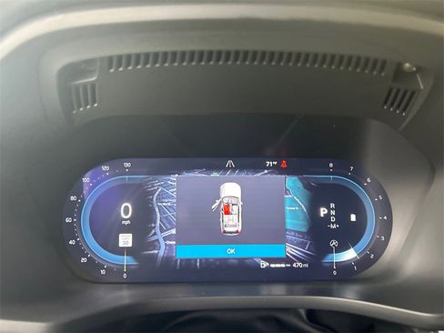 Certified 2025 Volvo XC60 B5 Plus image 15