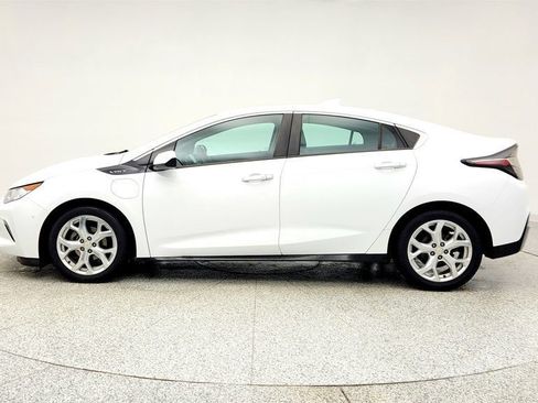Used 2016 Chevrolet Volt Premier w/ Driver Confidence Package image 8