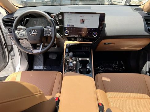 Used 2025 Lexus NX 350h AWD w/ Accessory Package (Z2) image 20