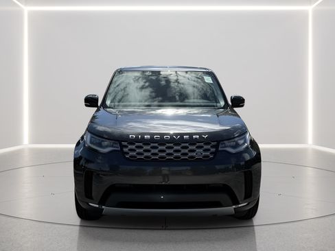 Used 2025 Land Rover Discovery S AWD/4WD image 8