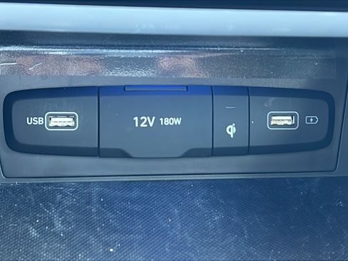 Certified 2023 Hyundai Tucson Limited AWD/4WD image 19