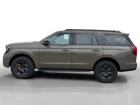 New 2026 Ford Expedition Tremor image 2
