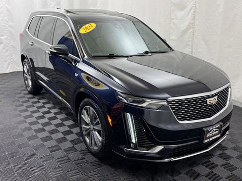 Used 2021 Cadillac XT6 Premium Luxury image 12