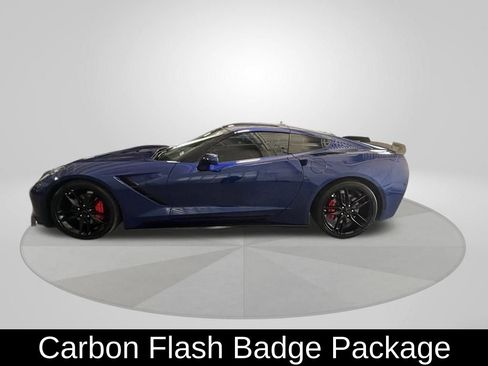 Used 2018 Chevrolet Corvette Stingray Coupe w/ Carbon Flash Badge Package RWD image 4