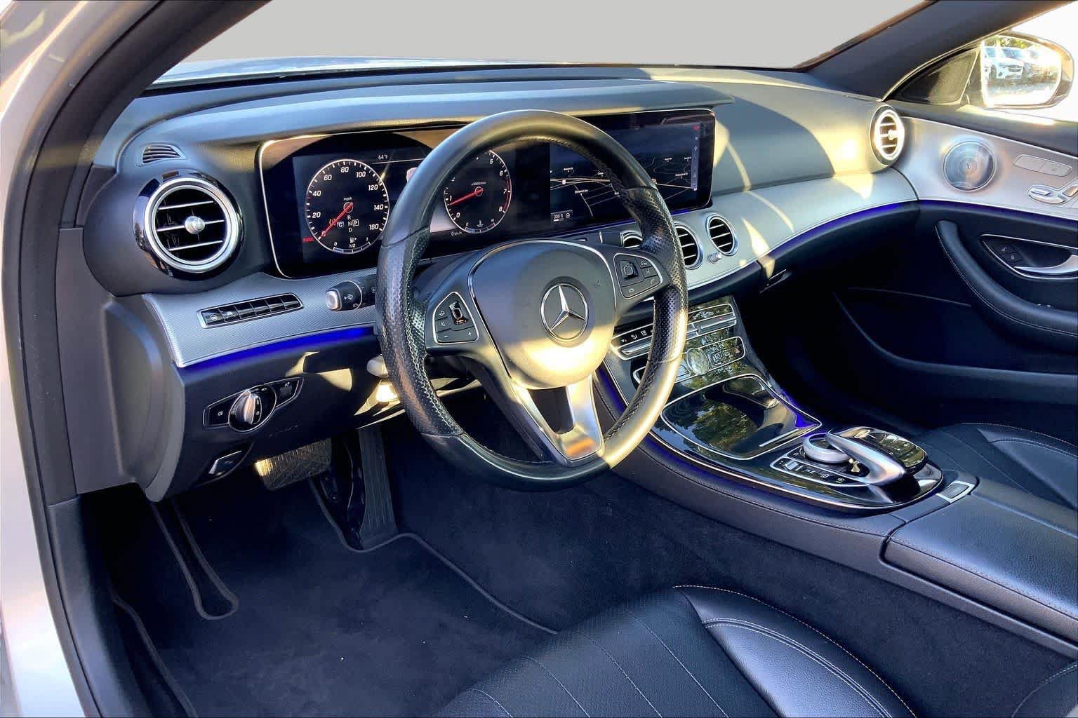 Certified 2017 Mercedes-Benz E 300 4MATIC image 18