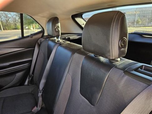 Used 2021 Buick Encore GX Preferred image 32