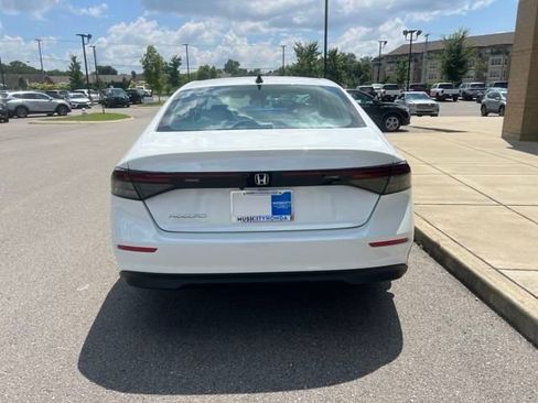 New 2025 Honda Accord SE image 3
