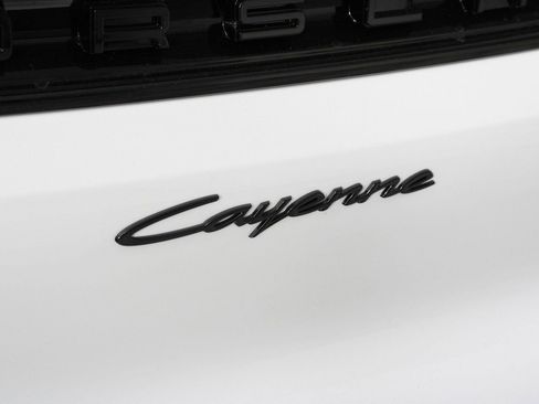 New 2026 Porsche Cayenne Coupe image 22