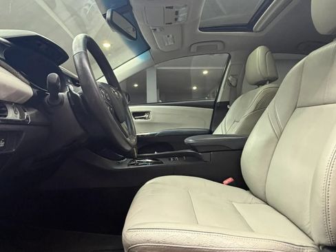 Used 2013 Toyota Avalon XLE Touring FWD image 11