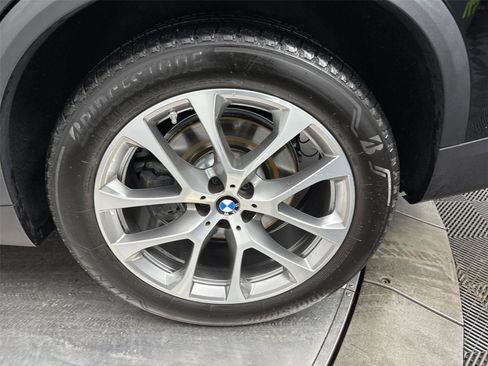 Used 2023 BMW X5 xDrive40i w/ Climate Comfort Package image 27