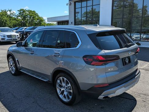 Used 2024 BMW X5 xDrive40i w/ Premium Package AWD/4WD image 10