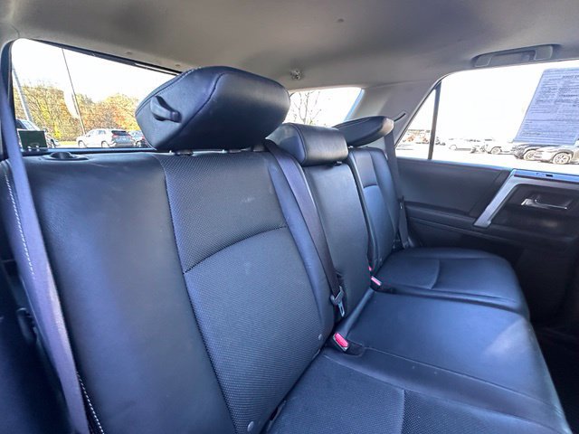 Used 2021 Toyota 4Runner Limited AWD/4WD image 9