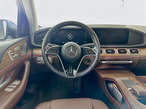 Certified 2025 Mercedes-Benz GLE 350 4MATIC image 25
