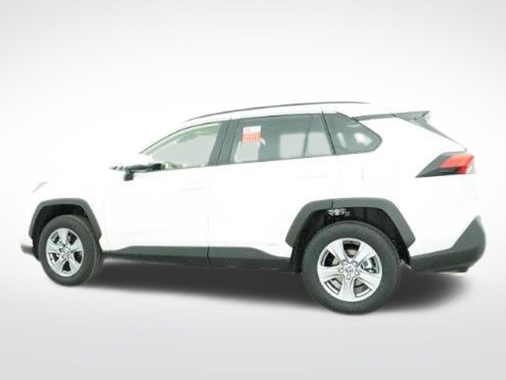 Used 2025 Toyota RAV4 XLE w/ Convenience Package AWD/4WD image 24