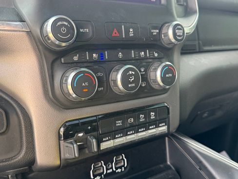 Used 2022 RAM 2500 Laramie w/ Night Edition AWD/4WD image 23