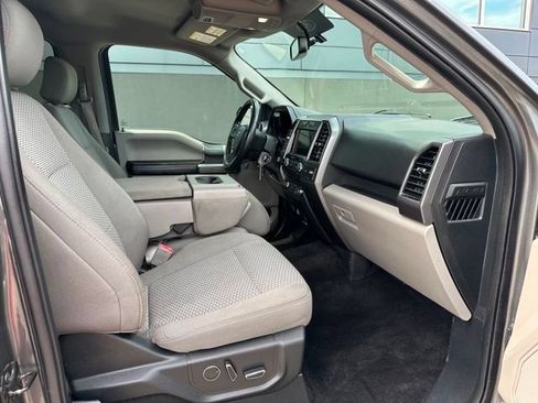 Used 2018 Ford F150 XLT w/ Equipment Group 302A Luxury AWD/4WD image 9