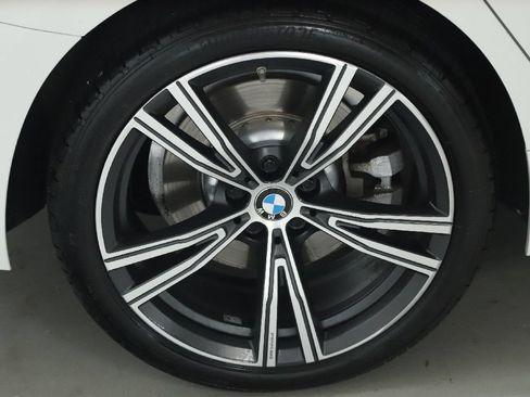 Used 2023 BMW 330i xDrive Sedan w/ Premium Package AWD/4WD image 13