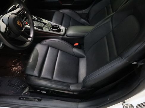 Used 2025 Porsche 911 Carrera RWD image 75