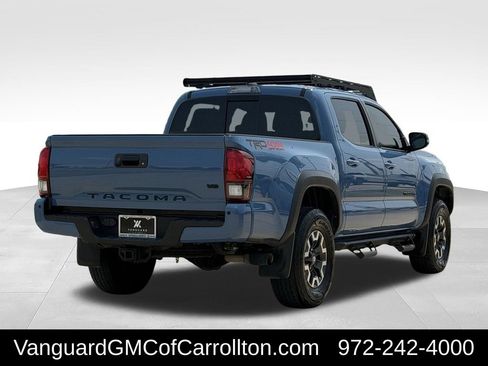 Used 2019 Toyota Tacoma TRD Off-Road w/ Technology Package AWD/4WD image 10