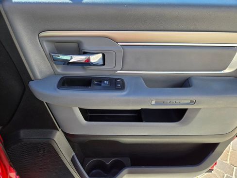 Used 2016 RAM 2500 SLT w/ Snow Chief Group image 21