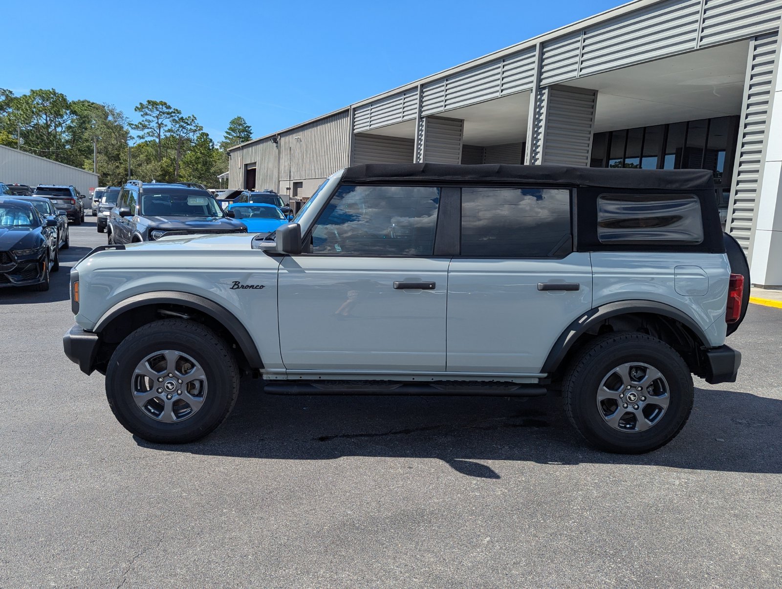 Used 2021 Ford Bronco Big Bend AWD/4WD image 6