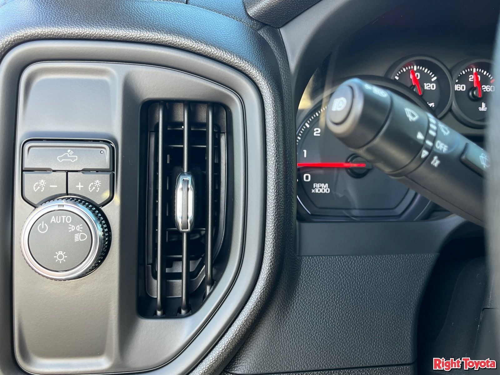 Used 2026 GMC Sierra 2500 Pro w/ Convenience Package RWD image 30