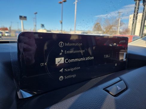 Used 2025 MAZDA CX-70 3.3 Turbo w/ Premium Package image 16