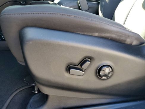 Used 2018 Chrysler Pacifica Touring Plus w/ S Appearance Package image 24