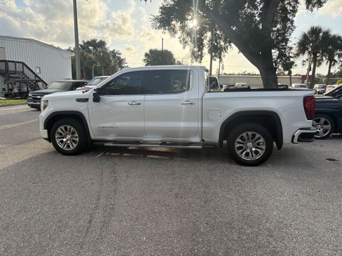 Used 2021 GMC Sierra 1500 Denali w/ Technology Package RWD image 4