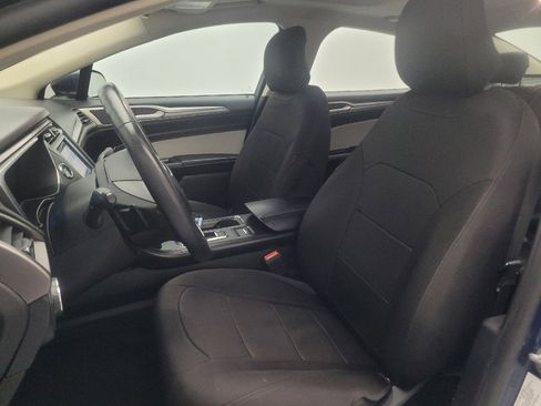 Used 2019 Ford Fusion SE w/ Equipment Group 151A FWD image 17