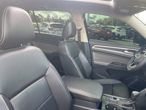 Used 2022 Volkswagen Atlas SE FWD image 38