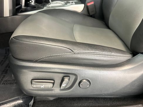 Used 2019 Toyota 4Runner SR5 Premium AWD/4WD image 14