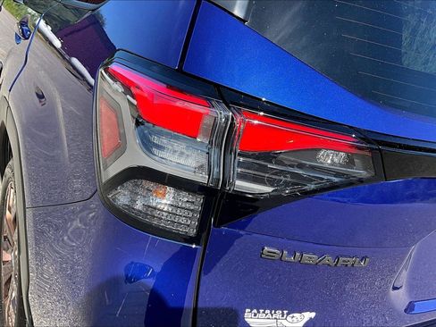 Used 2025 Subaru Forester Sport image 31