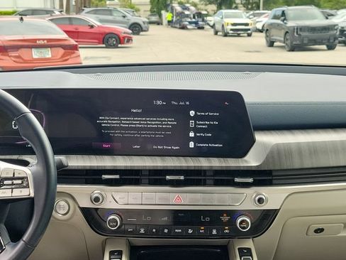 Certified 2024 Kia Telluride EX FWD image 15