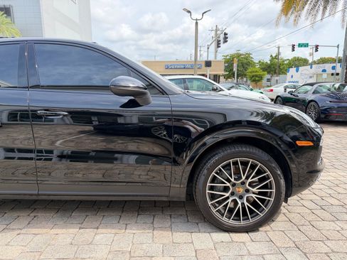 Used 2020 Porsche Cayenne S AWD/4WD image 20