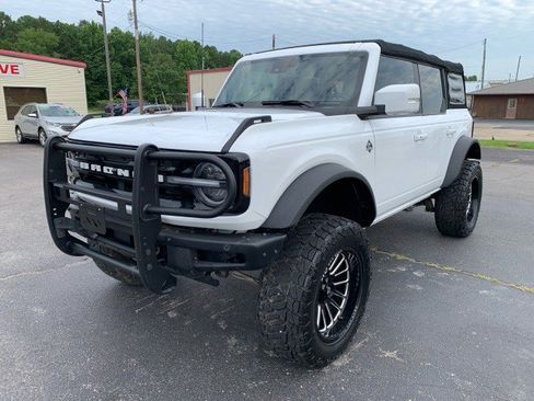 Used 2022 Ford Bronco Outer Banks w/ Sasquatch Package AWD/4WD image 6