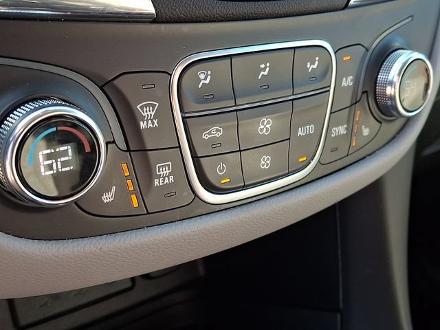 Used 2024 Chevrolet Equinox LT w/ LPO, Floor Liner Package FWD image 13