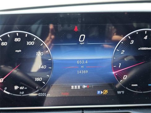 Used 2024 Mercedes-Benz C 300 4MATIC Sedan image 11