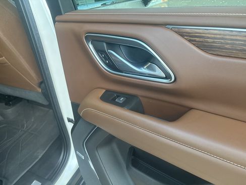 Used 2021 Chevrolet Tahoe High Country image 23