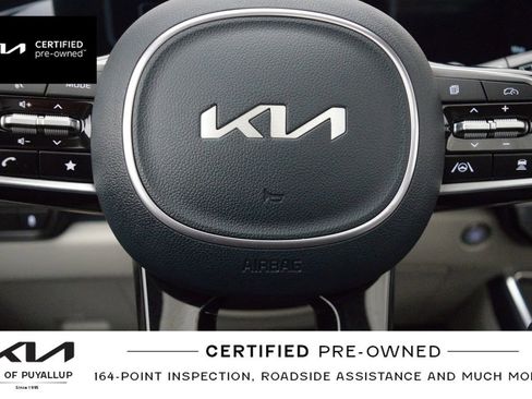 Used 2025 Kia Carnival SX w/ SX Dark Edition Package image 26