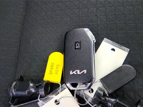 Used 2025 Kia Soul GT-Line w/ GT-Line Technology Package image 39