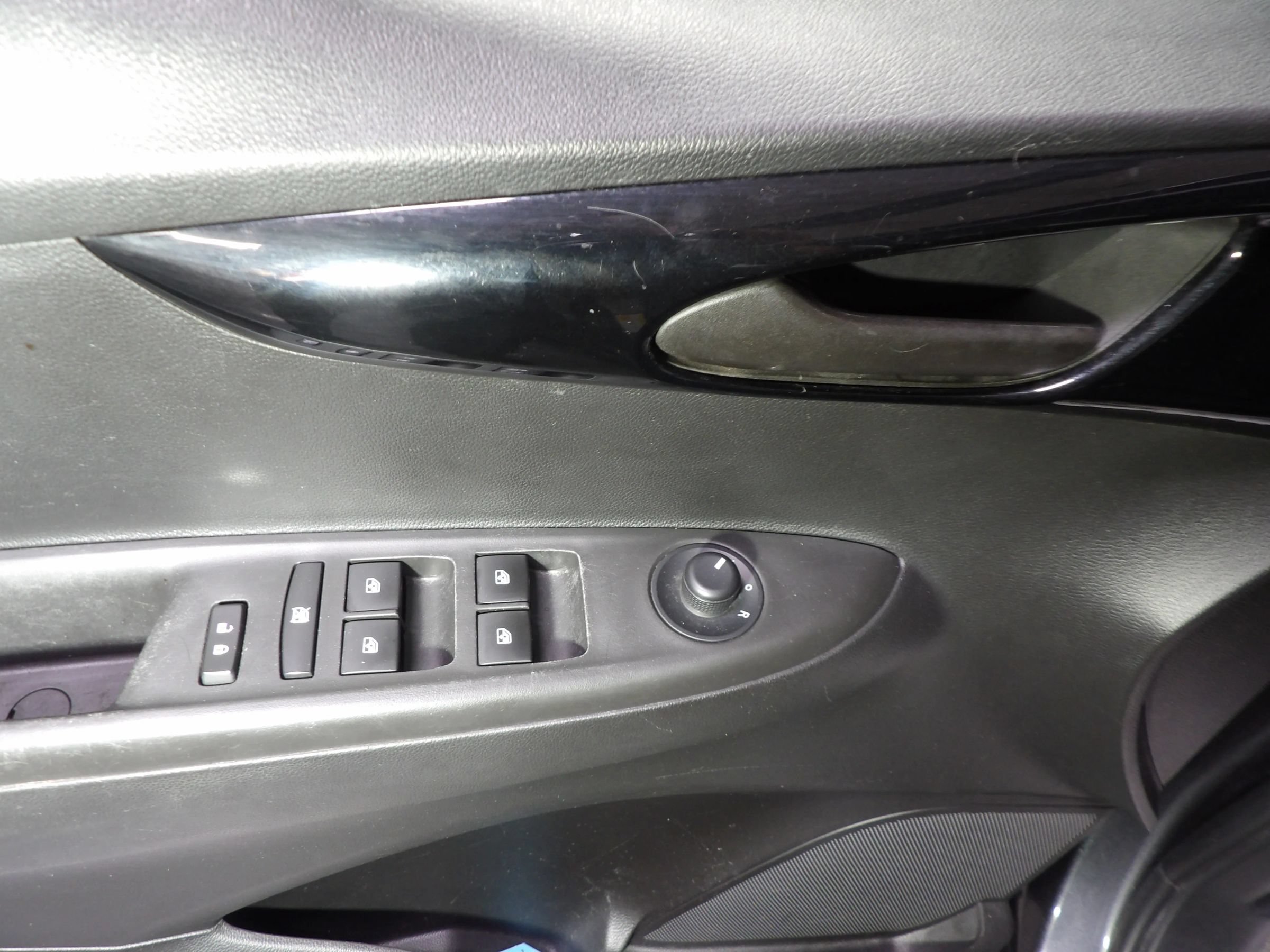 Used 2021 Chevrolet Spark LT FWD image 8