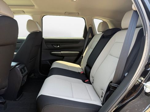 Used 2025 Honda CR-V EX image 13