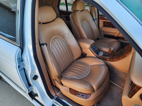 Used 2001 Bentley Arnage Red Label RWD image 26