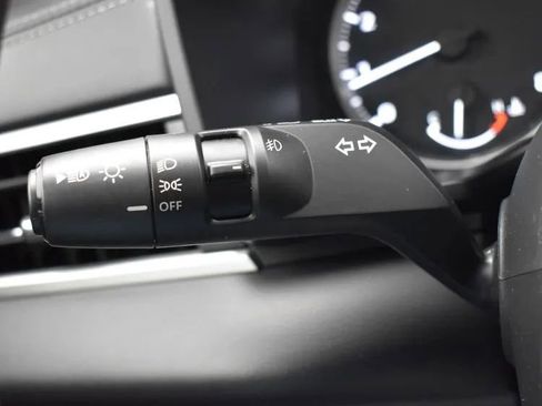 Used 2024 Mitsubishi Outlander Ralliart image 25