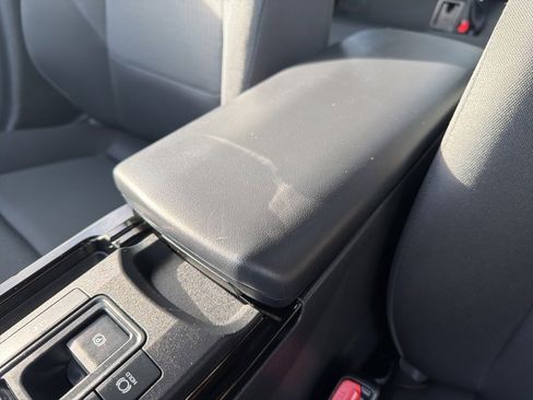 Used 2026 Toyota Prius LE image 34