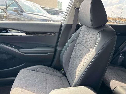 New 2026 Kia Seltos S FWD image 18